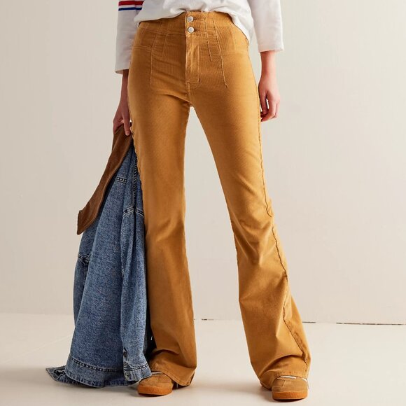 NWT Free People Jayde High Rise Flare Jeans Size 30 - Picture 1 of 8